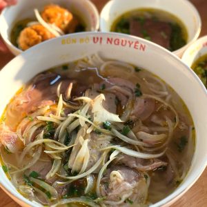 Bún bò bắp bò