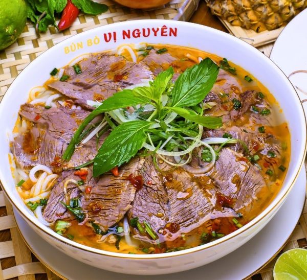 Bún bò nạm